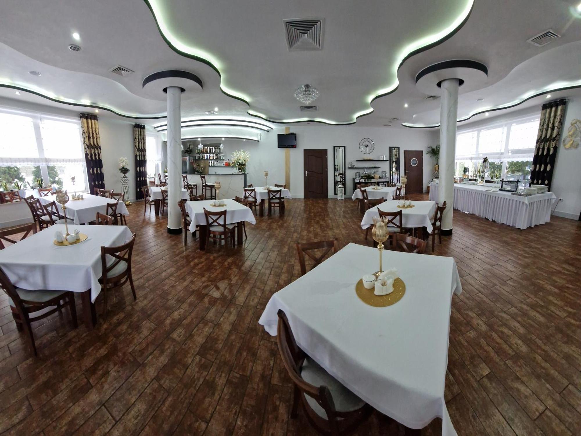 Cynamon Hotel Nowy Sacz Luaran gambar
