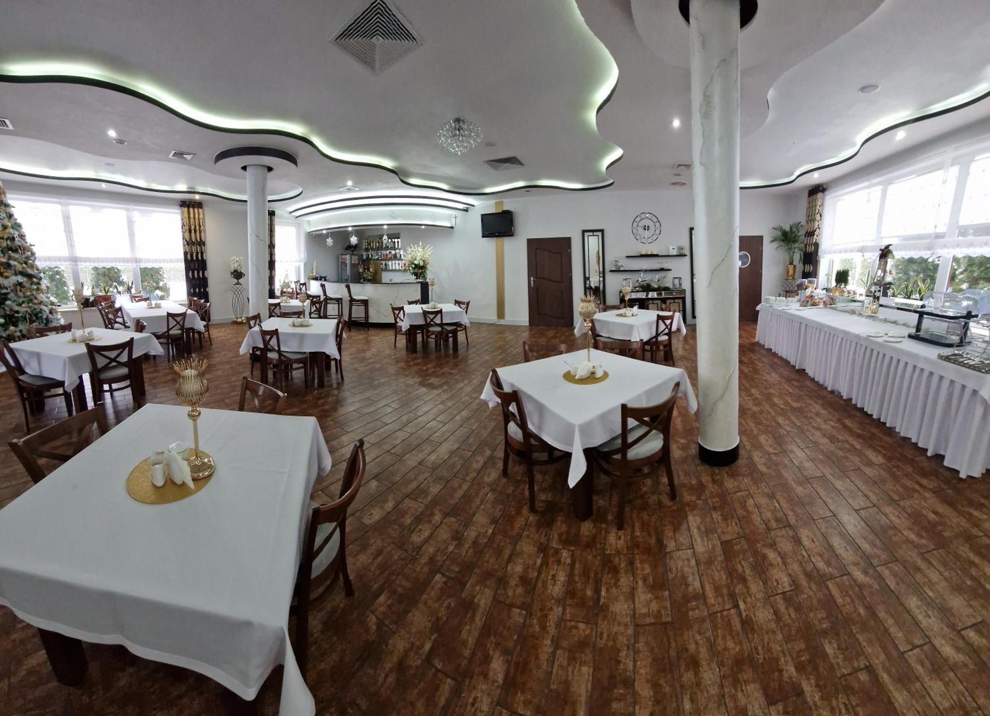 Cynamon Hotel Nowy Sacz Luaran gambar