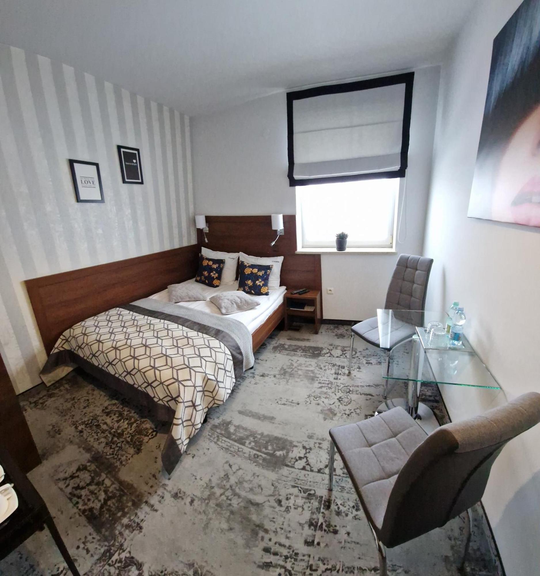 Cynamon Hotel Nowy Sacz Luaran gambar