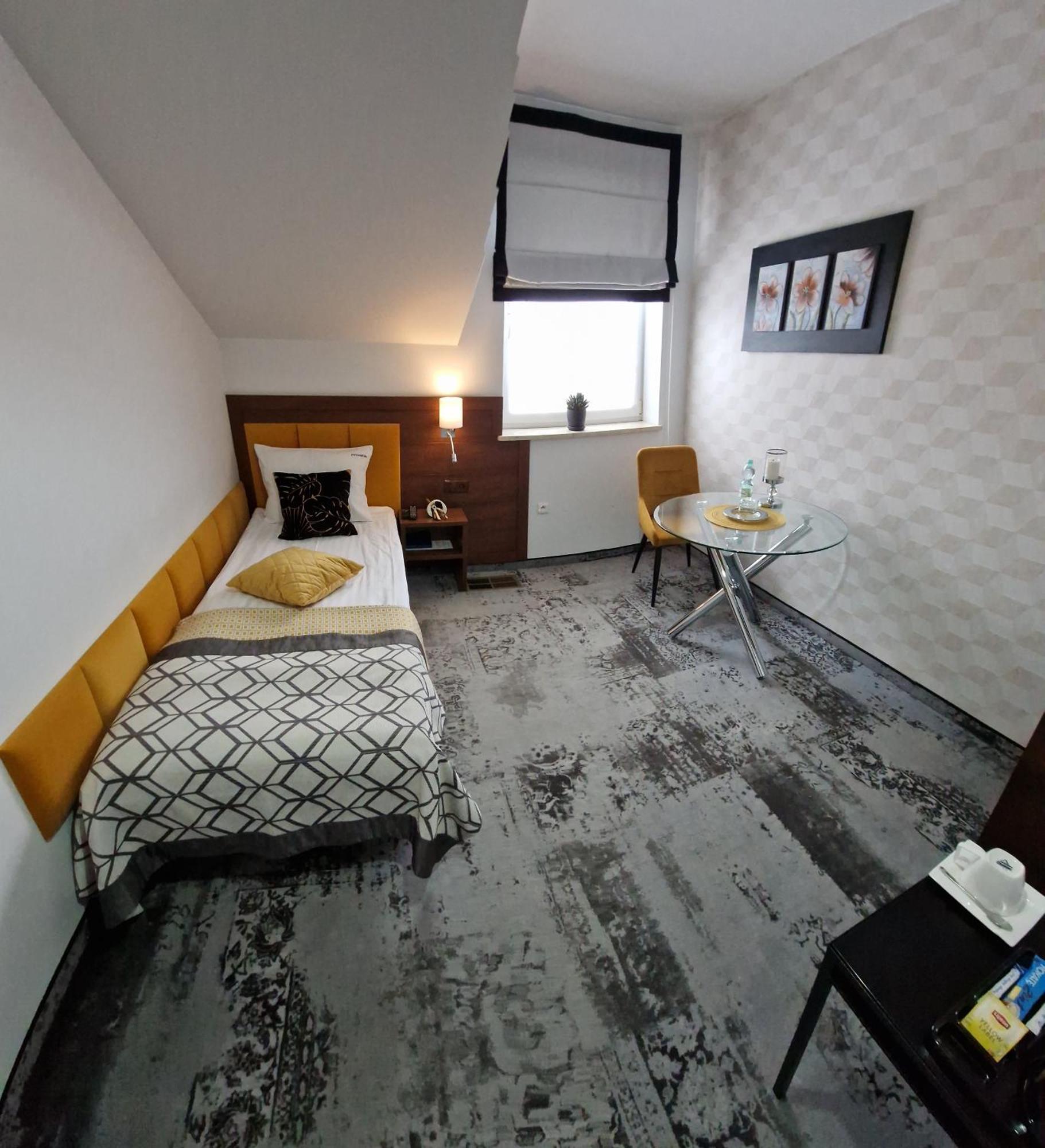 Cynamon Hotel Nowy Sacz Luaran gambar